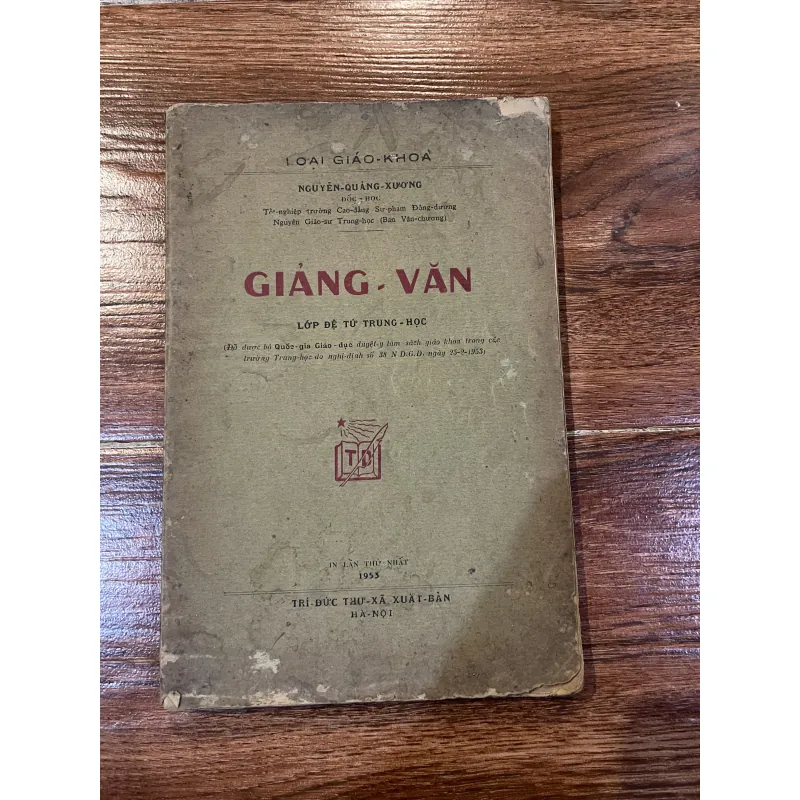 Giảng Văn lớp đệ tứ trung học - Nguyễn Quảng Xương  (o5) 974723