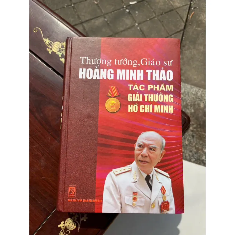 Thượng Tướng GS Hoàng Minh Thảo  996563