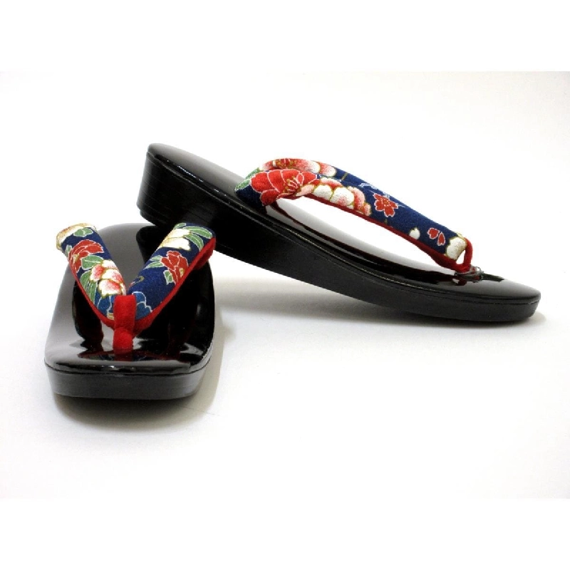 Dép nữ M size - Hàng hiệu Authentic 884127