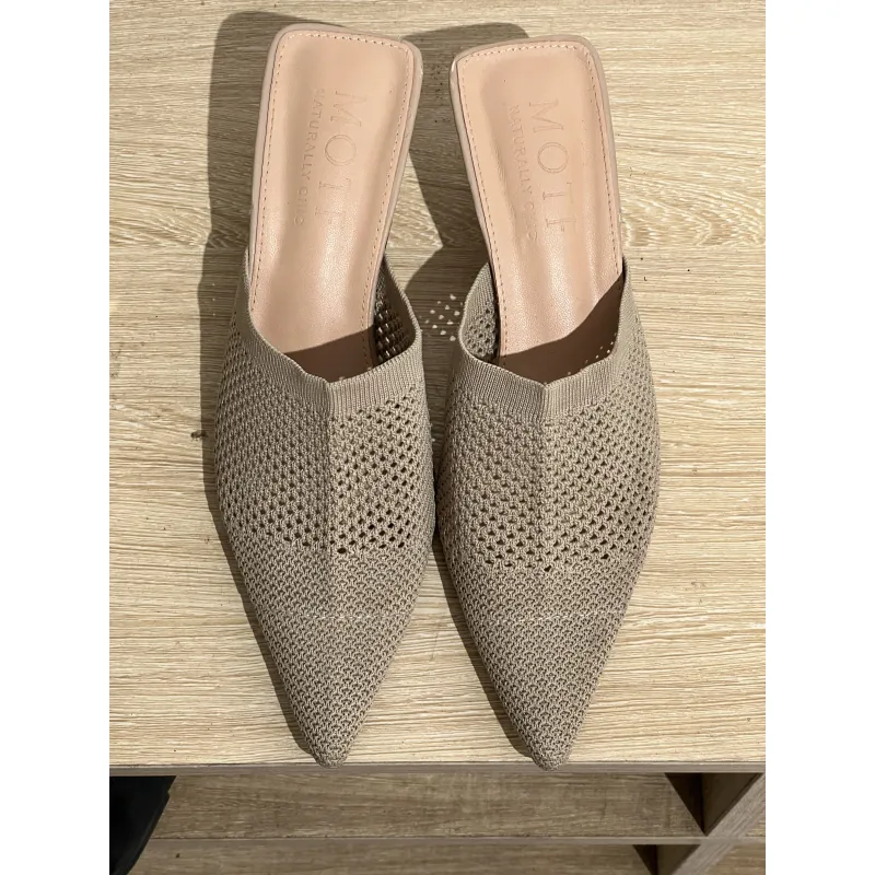 3 phân, kem, ôm chân 1029307