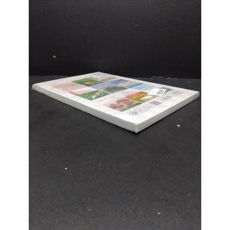 Tuyển tập 166 bài làm văn chọn lọc 11 Thái Quang Vinh - Trần Lê Thảo Linh mới 90% bẩn nhẹ HCM.ASB2408 sách giáo trình, học thuật 916955