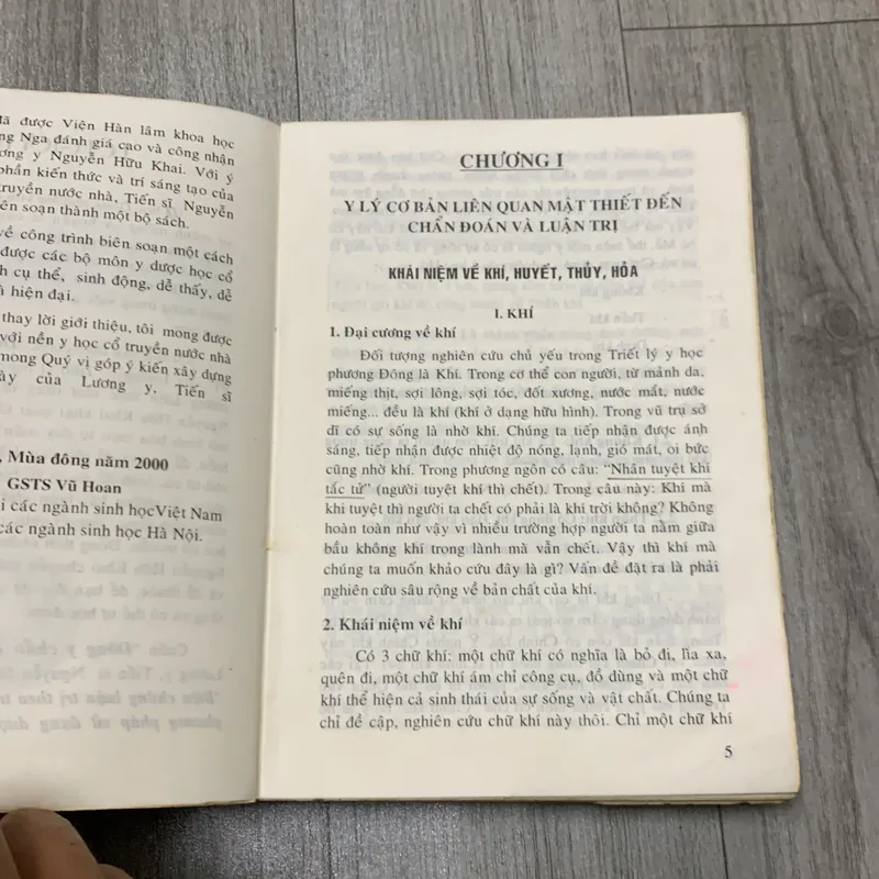 Đông y chẩn đoán và luận trị. 2b3.  732174