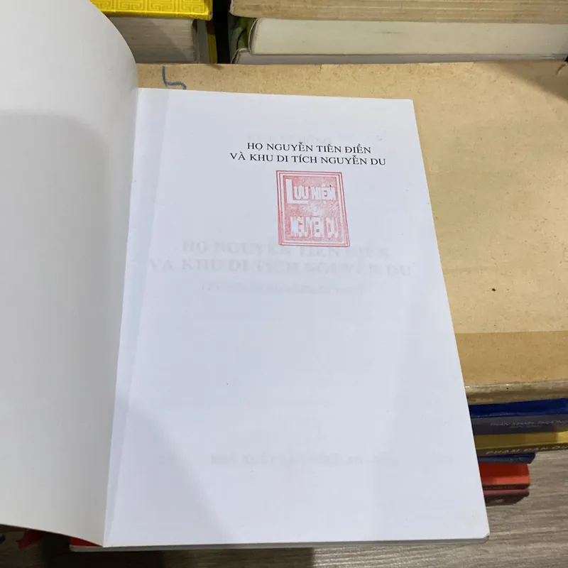 HỌ NGUYỄN TIÊN ĐIỀN VÀ KHU DI TÍCH NGUYỄN DU (XB 2014) 674897