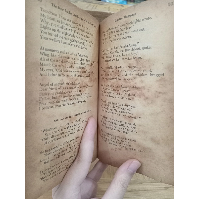 The new pocket anthology of American verse - Oscar Williams 521807