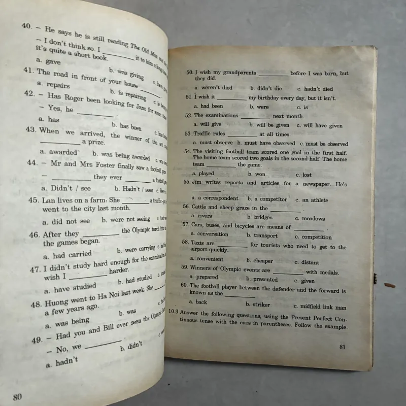 English 9 - 1996s 784021