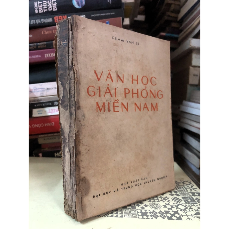 Sách Văn học giải phóng miền Nam 306173