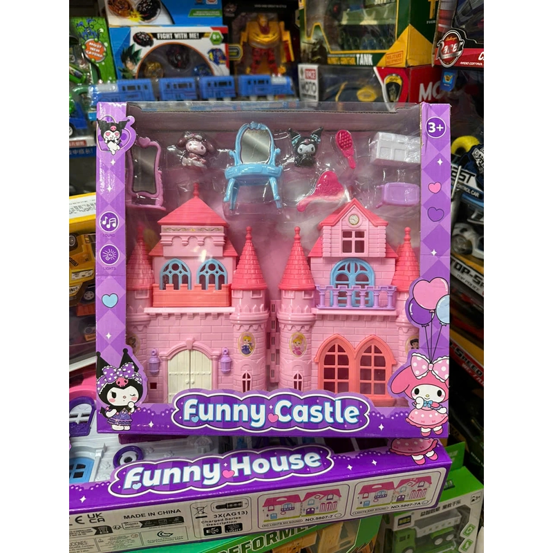 Đồ chơi nhà búp bê tòa lâu đài Kuromi có đèn và âm thanh 5807-10 Funny Castle 302166