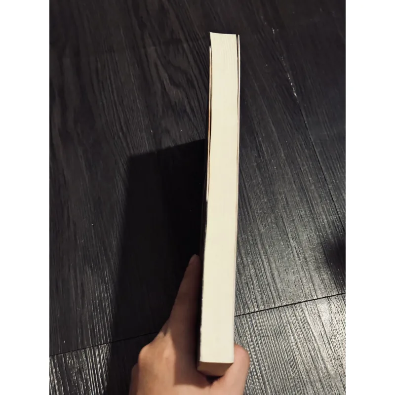 Ma nữ của Laplace 745409