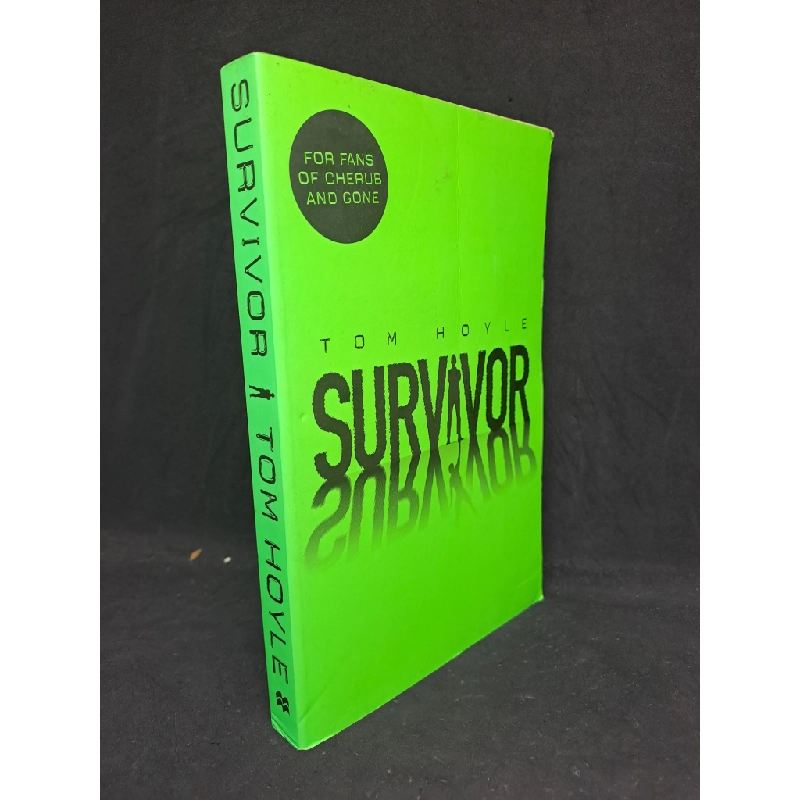 Survivor - Tom Hoyle mới 80% HCM2806 35483