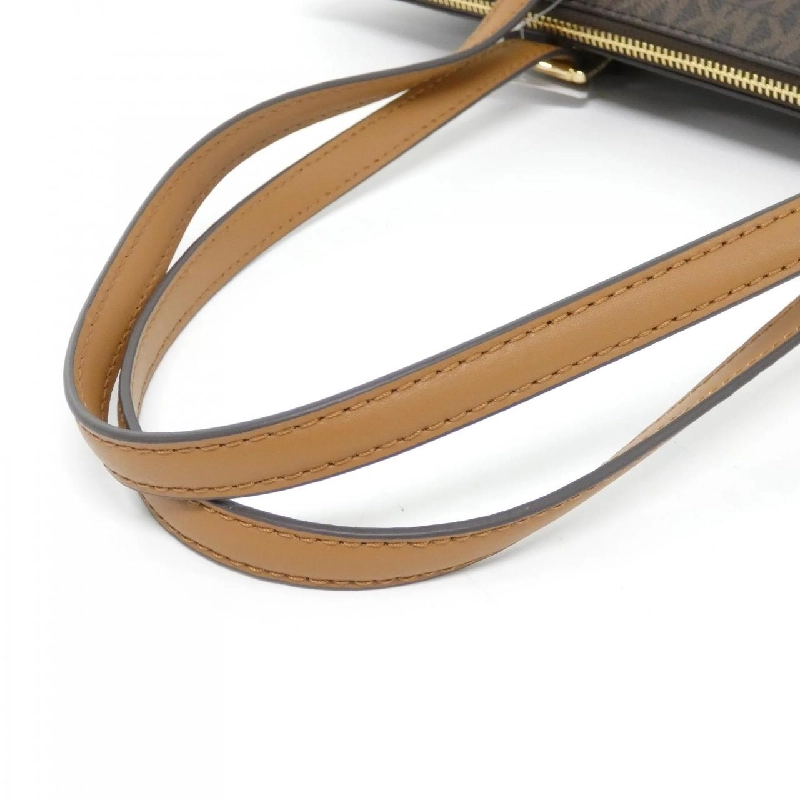 【Sản phẩm mới】Michael Michael Kors JET SET ITEM 30S0GTTT1B Túi 618840