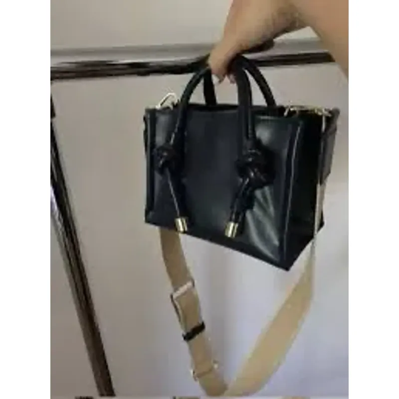 Túi Zara Knotted Mini city Bag 1010143