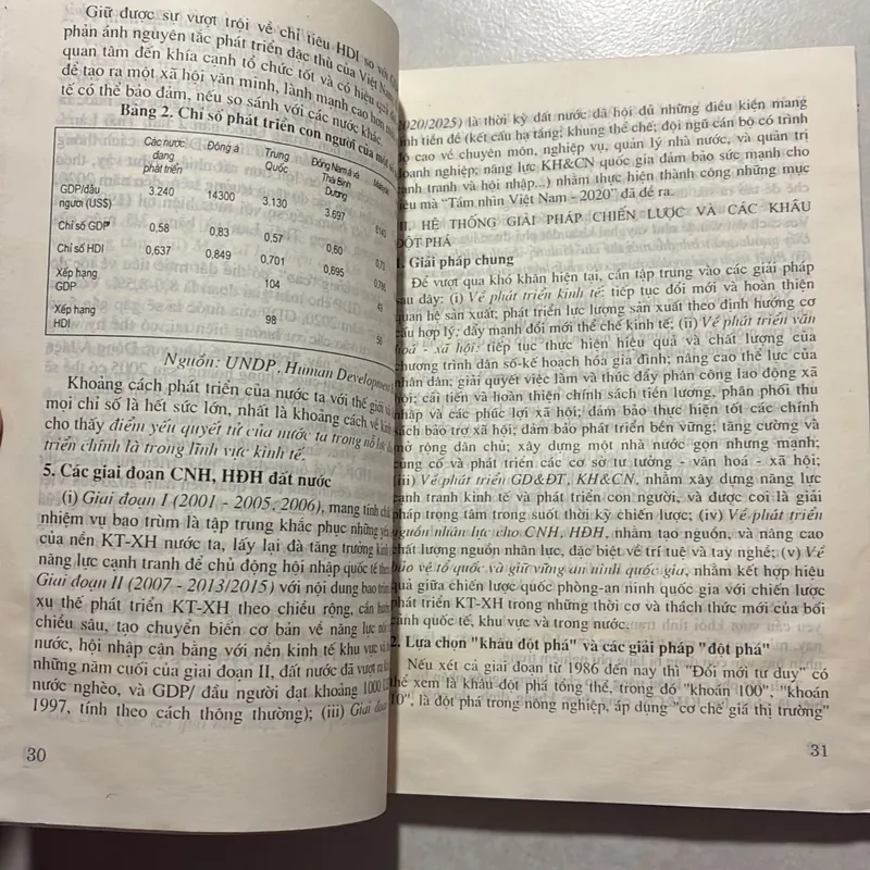 Viện nghiên cứu chiến lươcn và chính sách khoa học & công nghệ 1996 - 2001 726976