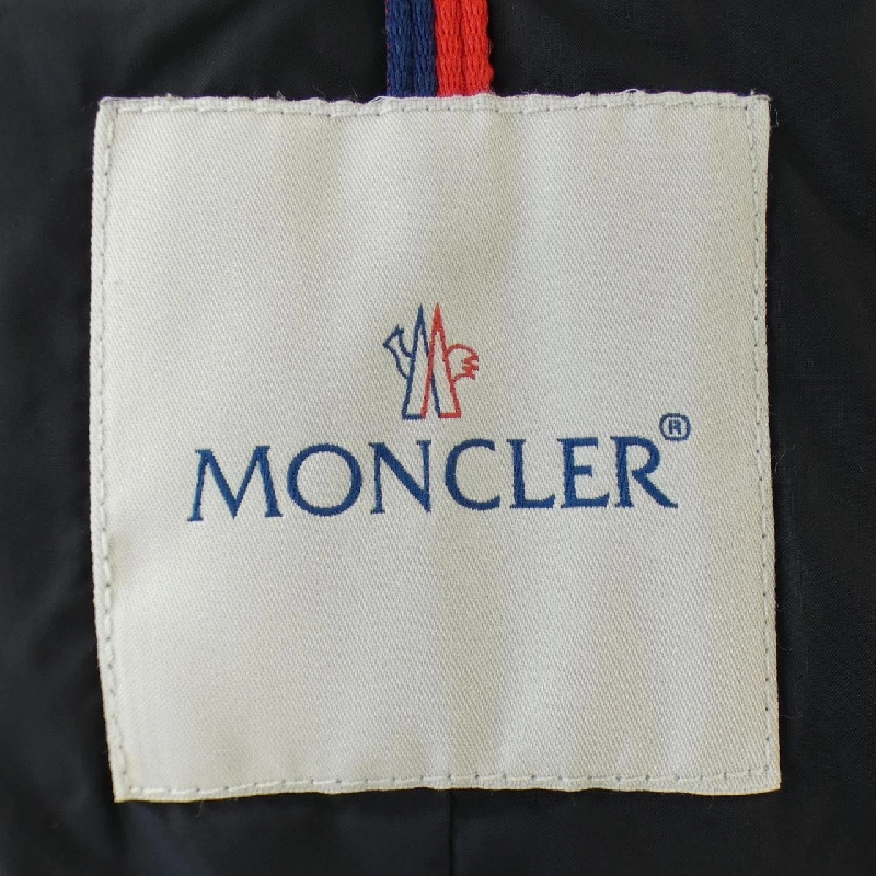 Áo khoác lông vũ MONCLER 638337