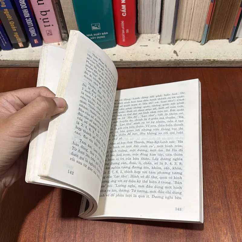 II Kinh Dịch: Luận Bàn Về Kinh Dịch - Triệu Hướng Dương, Trương Hưng Toàn - 2000 760909