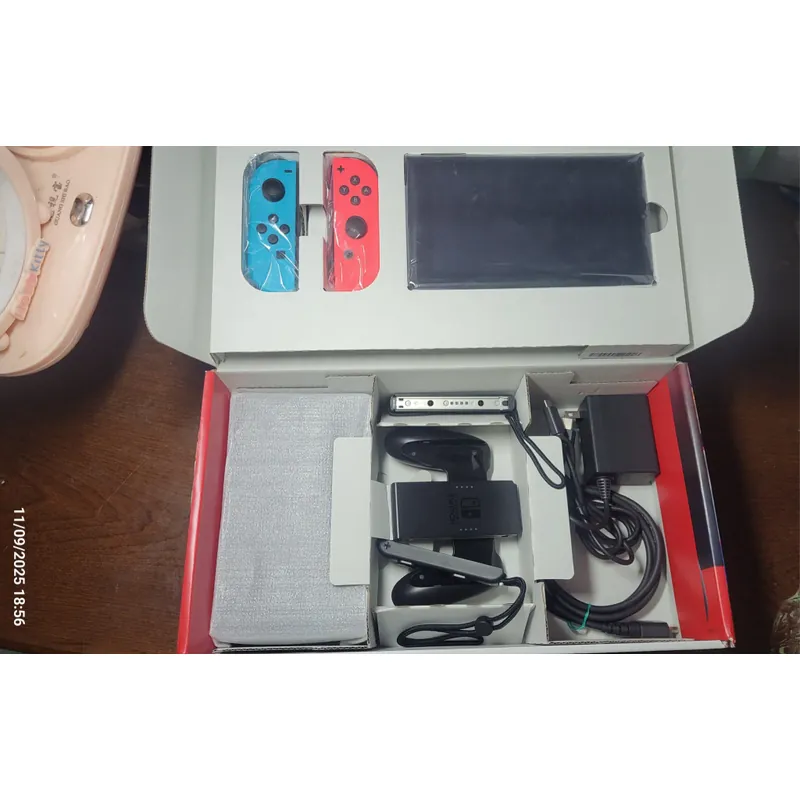 Nintendo Switch V2 NEON 558262