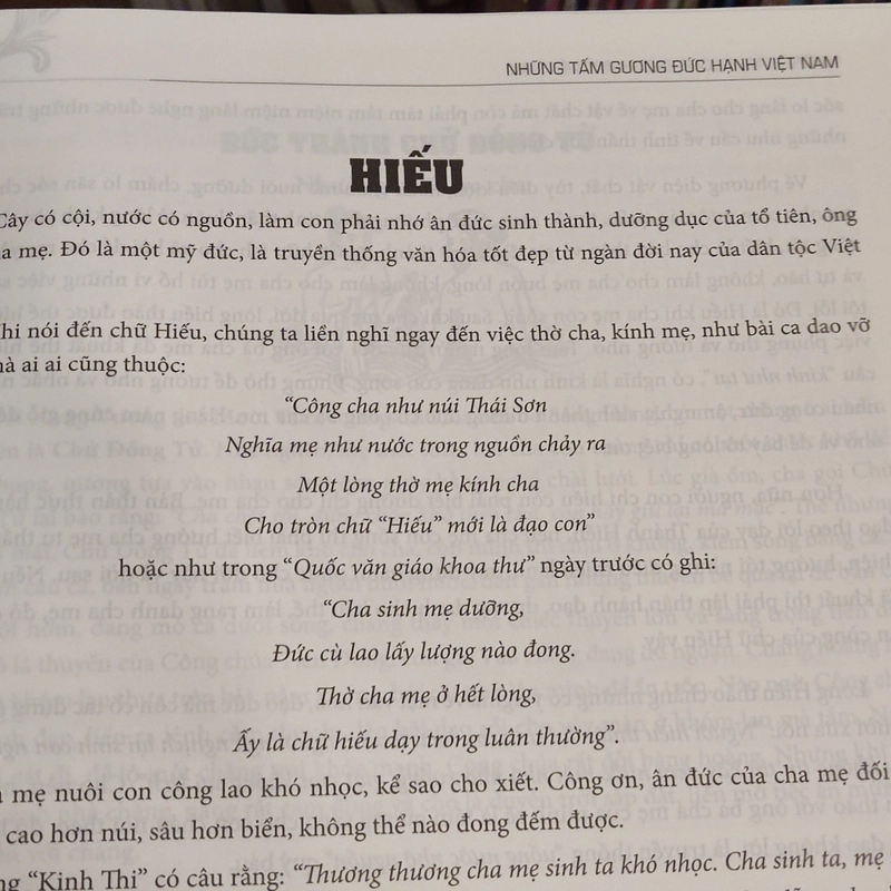 NHỮNG TẤM GƯƠNG ĐỨC HẠNH VIỆT NAM 460175