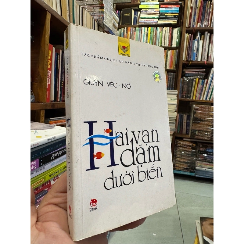 Hai vạn dặm dưới đáy biển - Jules Verne 360454