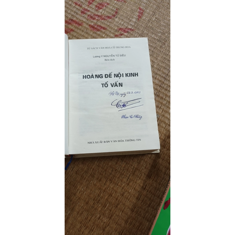 Hoàng Đế Nội Kinh Tố Vấn- Lương Y Nguyễn Tử Siêu Dịch Và Chú Giải 530676