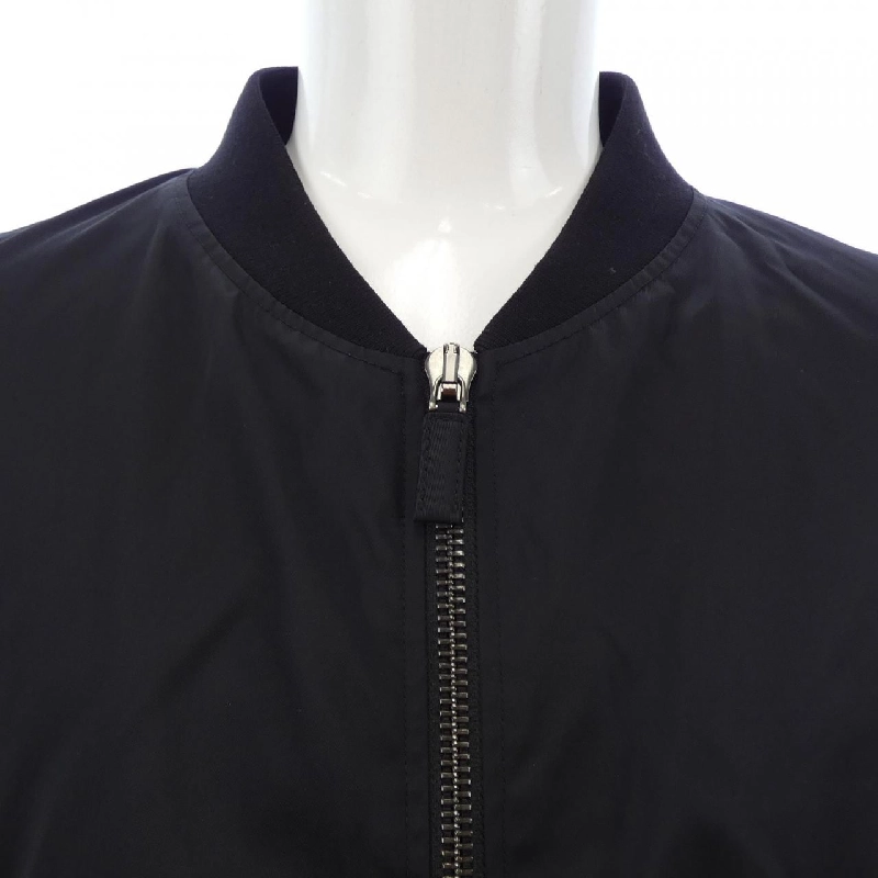 Áo khoác PRADA logo tam giác SGC006 S221 1WQ8 - Hàng hiệu Chính hãng 893957