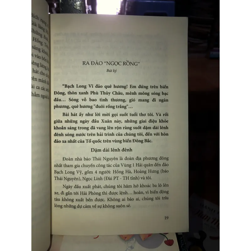 Vạn lý yêu thương - Nguyễn Thuý Quỳnh 1028109