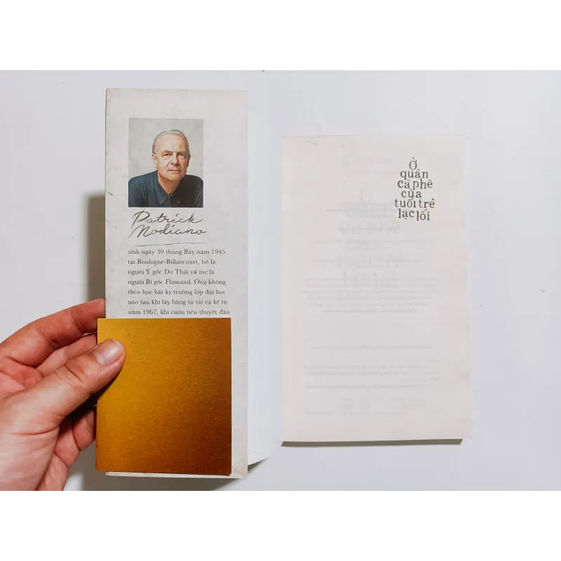 Ở Quán Cà Phê Của Tuổi Trẻ Lạc Lối - Patrick Modiano 931491