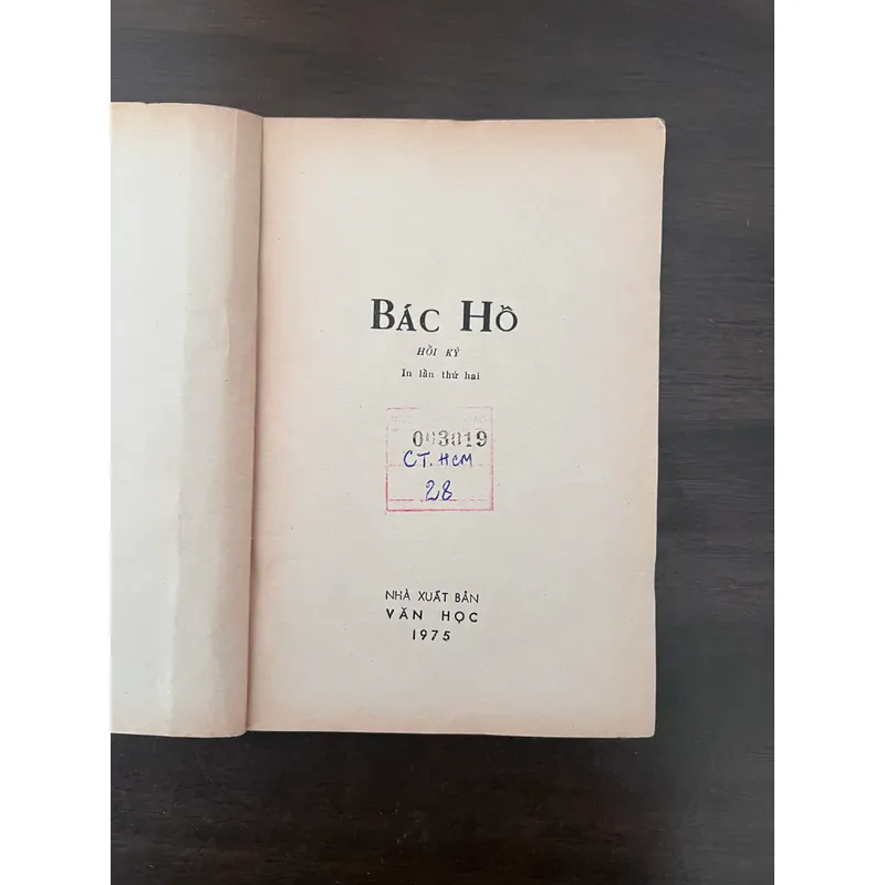 Bác Hồ (hồi ký xuất bản 1975) 597723