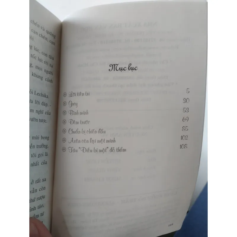 cuốn sách văn học kinh điển "Cánh buồm đỏ thắm" của tác giả Alexander Grin, 961582