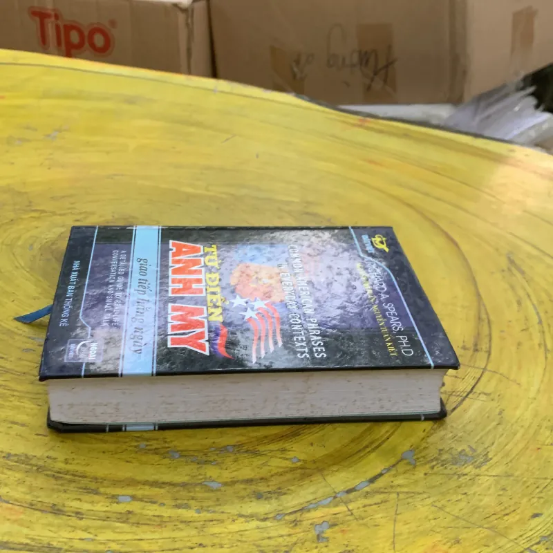 TỪ ĐIỂN ANH MỸ GIAO TIẾP HÀNG NGÀY  790417