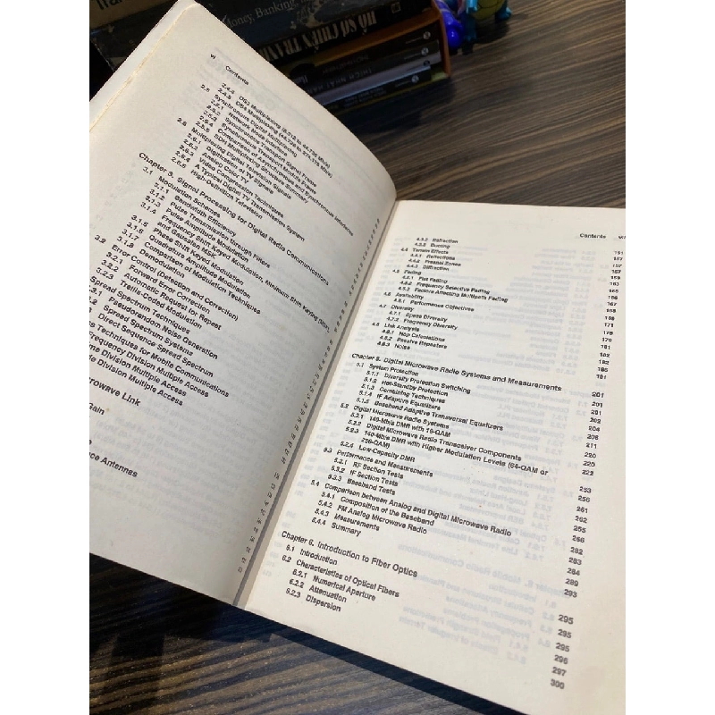 Telecommunication Transmission Systems - Robert G. Winch 1062133