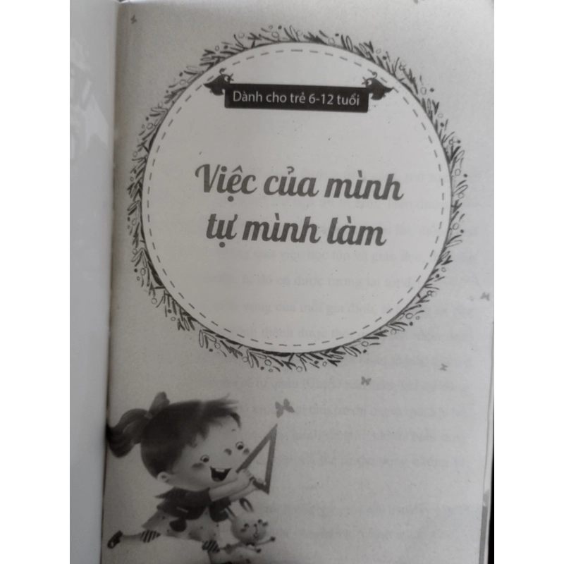 sách có tựa đề "Việc của mình tự mình làm"   546349
