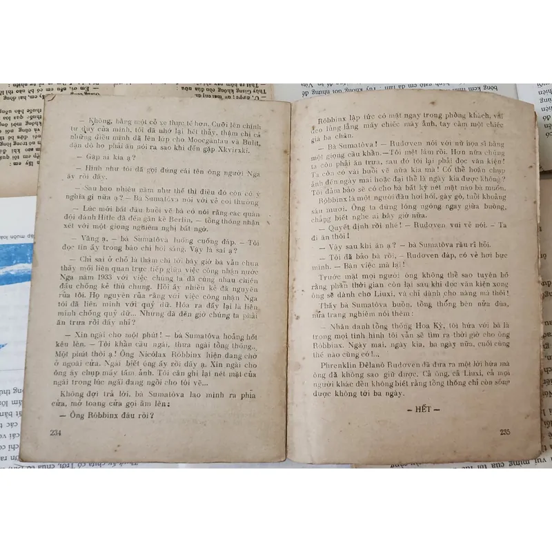 BỨC CHÂN DUNG DỞ DANG - A. Tsakopxki 707602