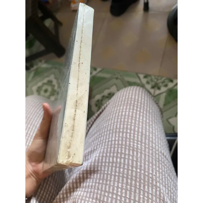 Ám ảnh đen 719000