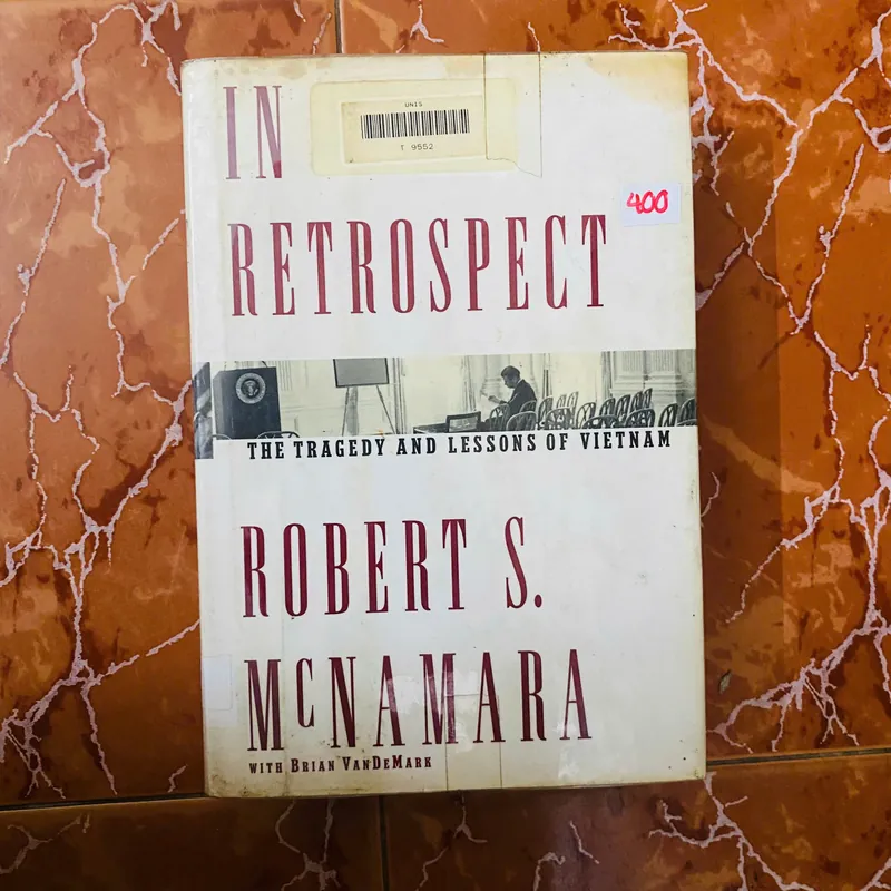 In Retrospect-The Tragedy and Lessons of Vietnam- Robert S. McNamara,Brian Vandemar#HATRA 705094