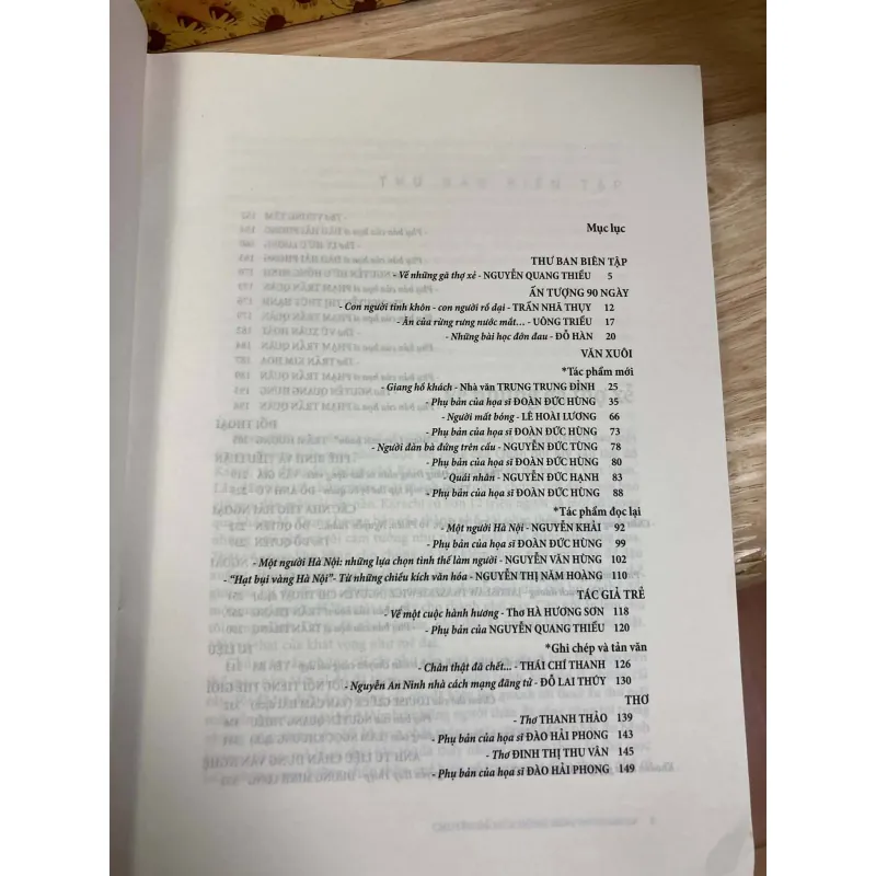 Tạp Chí Viết Và Đọc - Chuyên Đề Mùa Đông 2020 970521