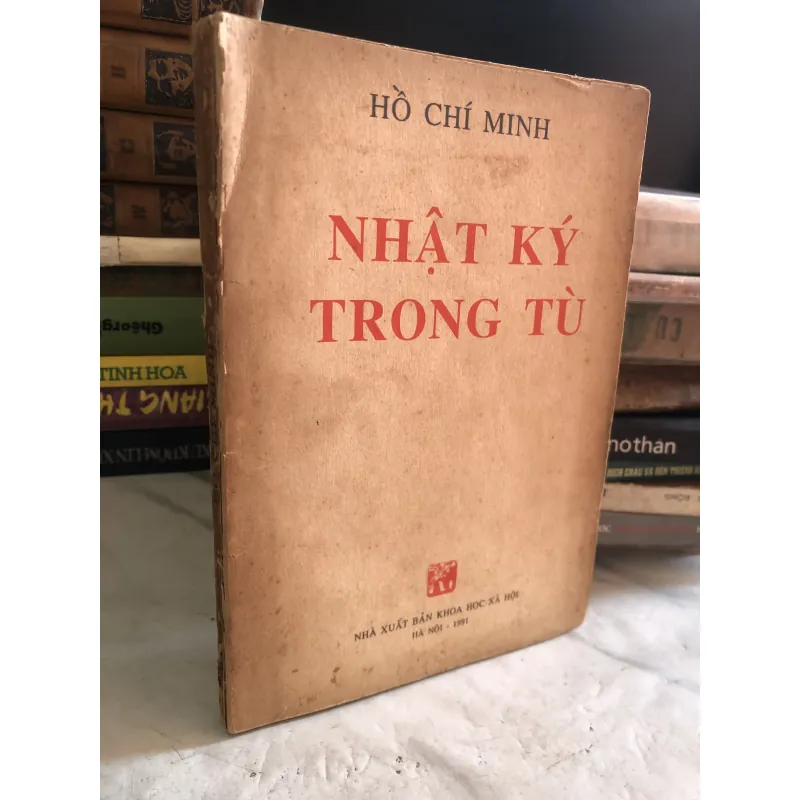 Nhật ký trong tù - Hồ Chí Minh  1033195