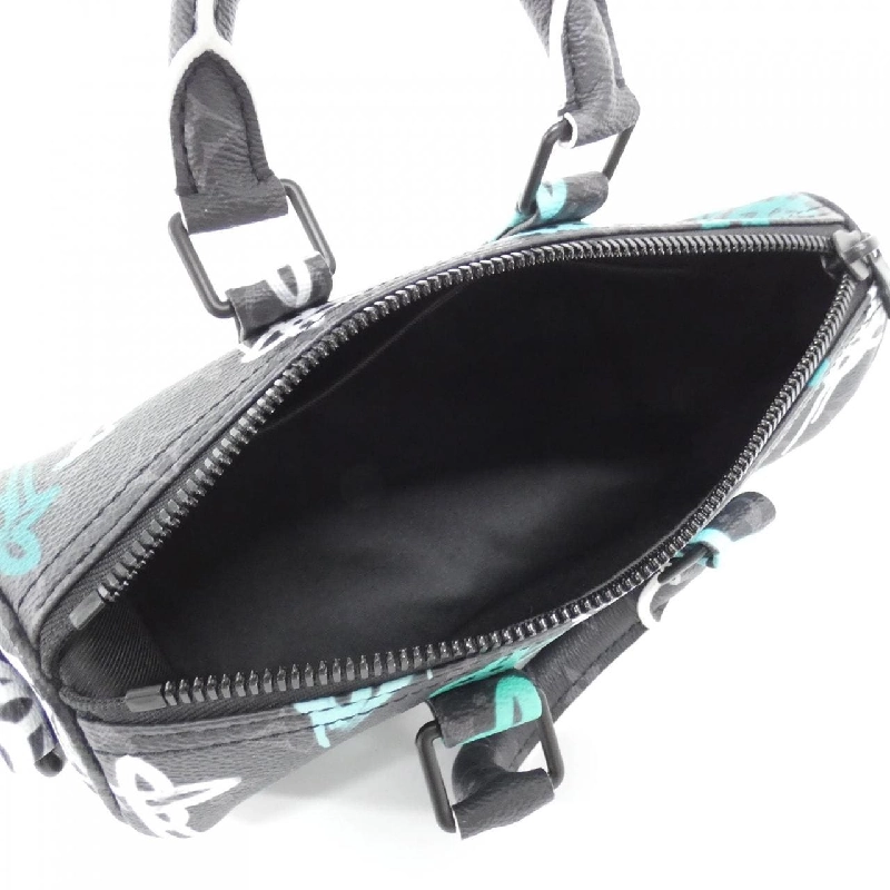 Túi xách Boston Louis Vuitton Monogram Eclipse (LV Graffiti Veil) Keepall Bandoulière 25cm M21399 614096