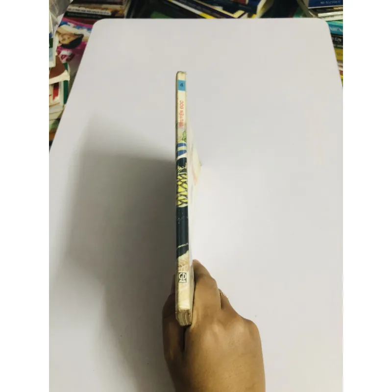 📚 TRUYỆN ĐỌC 4 📖 152 trang, NXB: 2002 596941