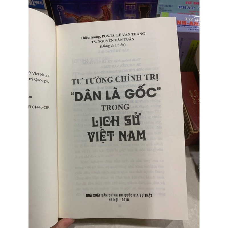 TƯ TƯỞNG CHÍNH TRỊ LẤY DÂN LÀ GỐC TRONG LỊCH SỬ VIỆT NAM 531970
