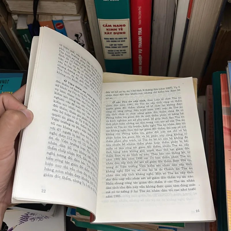 II Thủ Tục Giám Đốc Thẩm Trong Luật Tố Tụng Hình Sự Việt Nam - ThS Đinh Văn Quế - 1999 675192