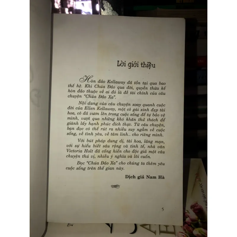 Chúa đảo xa - Victoria Holt 994657