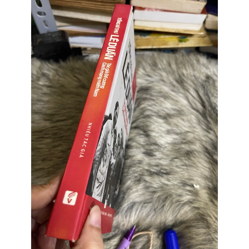 Tổng Bí thư Lê Duẩn  547444