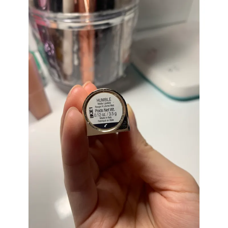 Son thỏi Rare Beauty Matte lipstick màu humble 564658