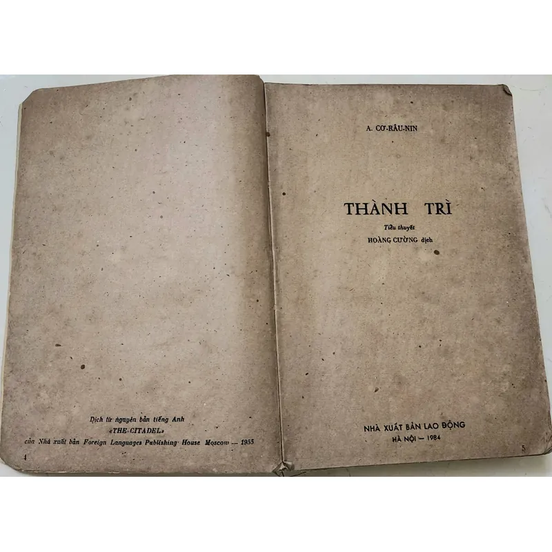 A. J. Cronin: THÀNH TRÌ 706656