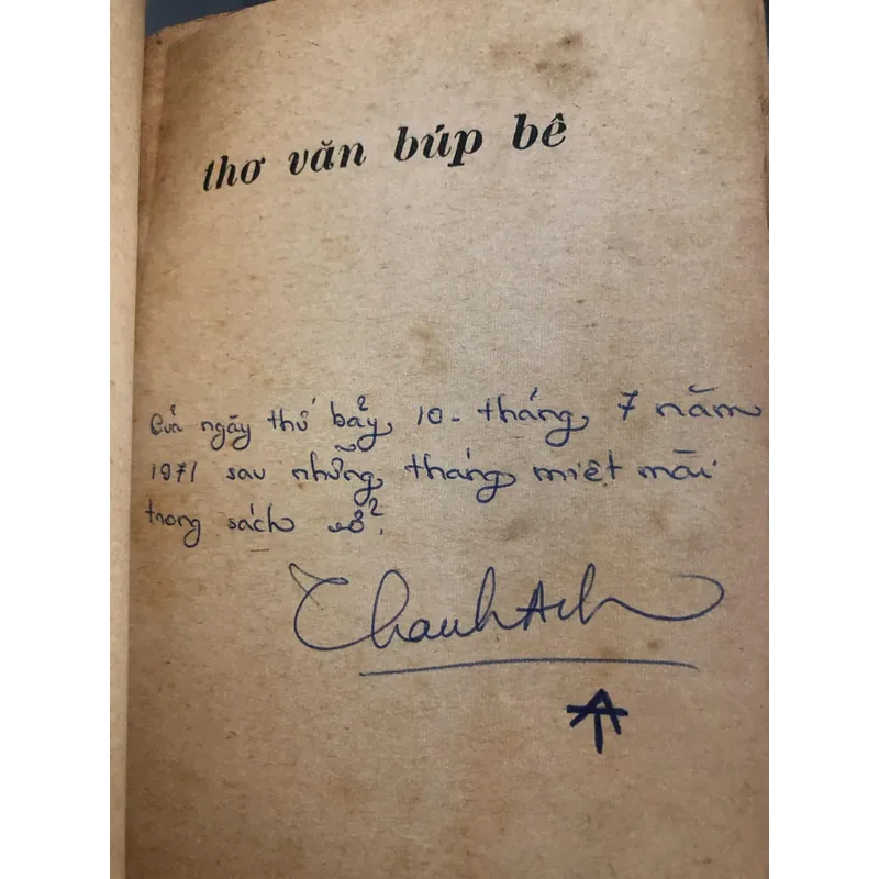 Búp Bê - từng giọt sương mai - tuyển tập thơ văn miền Nam trước 1975. 679027