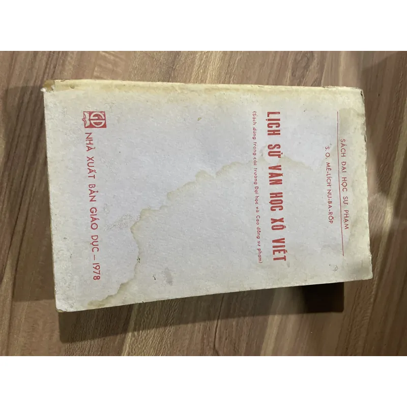 Lịch sử Văn học Xô Viết  705124