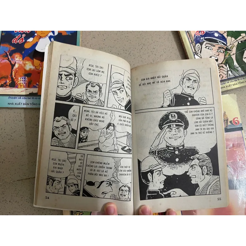 Bộ truyện tranh 9X: Chân trần trên lửa đỏ (5/6 tập) 1000958