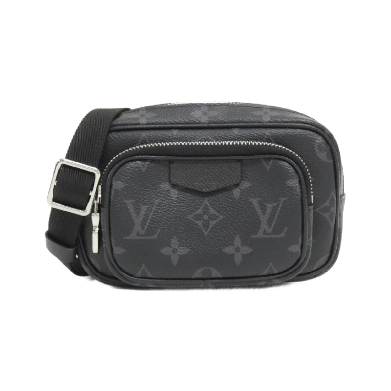 Túi đeo chéo Louis Vuitton Taiga Lama Outdoor M30755 613642
