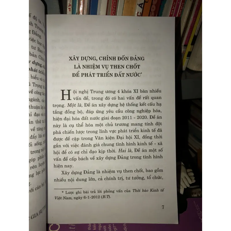 Xây dựng chỉnh đốn Đảng là nhiệm vụ then chốt để phát triển đất nước - Nguyễn Phú Trọng 701813