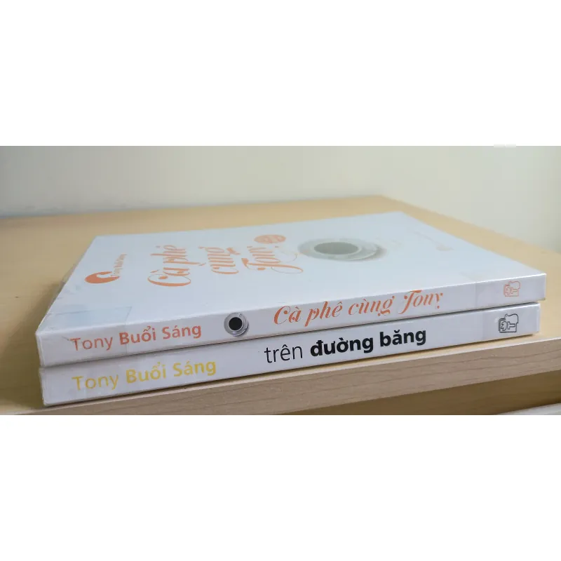 Cà phê cùng Tony & Trên đường băng - Tác giả Tony Buổi Sáng 994364