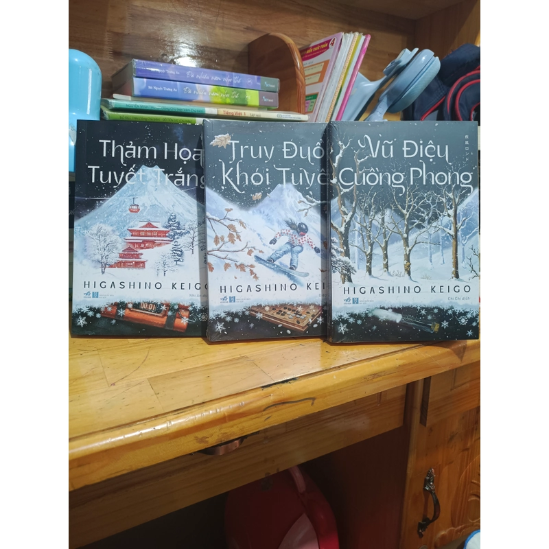 Trinh Thám Keigo Thảm Họa Tuyết Trắng -Vũ Điệu Cuồng Phong- Truy Đuổi Khói Tuyết  520918